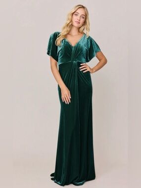 Revelry Gwen Flutter Sleeve V-Neck Bridesmaid Maxi Dress Emerald Green Velvet 2